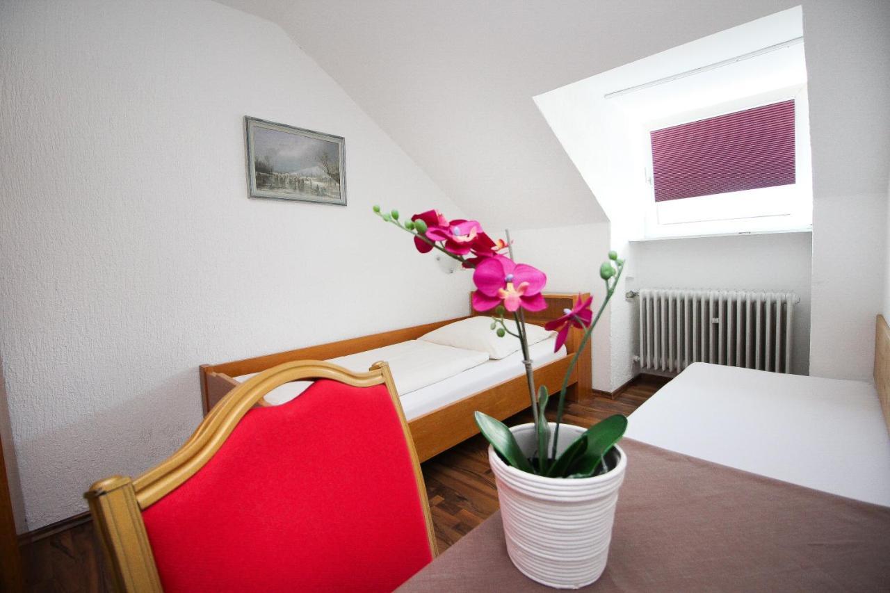 Hotel Olympia Мюнхен Екстериор снимка