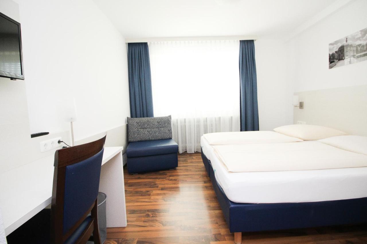 Hotel Olympia Мюнхен Екстериор снимка
