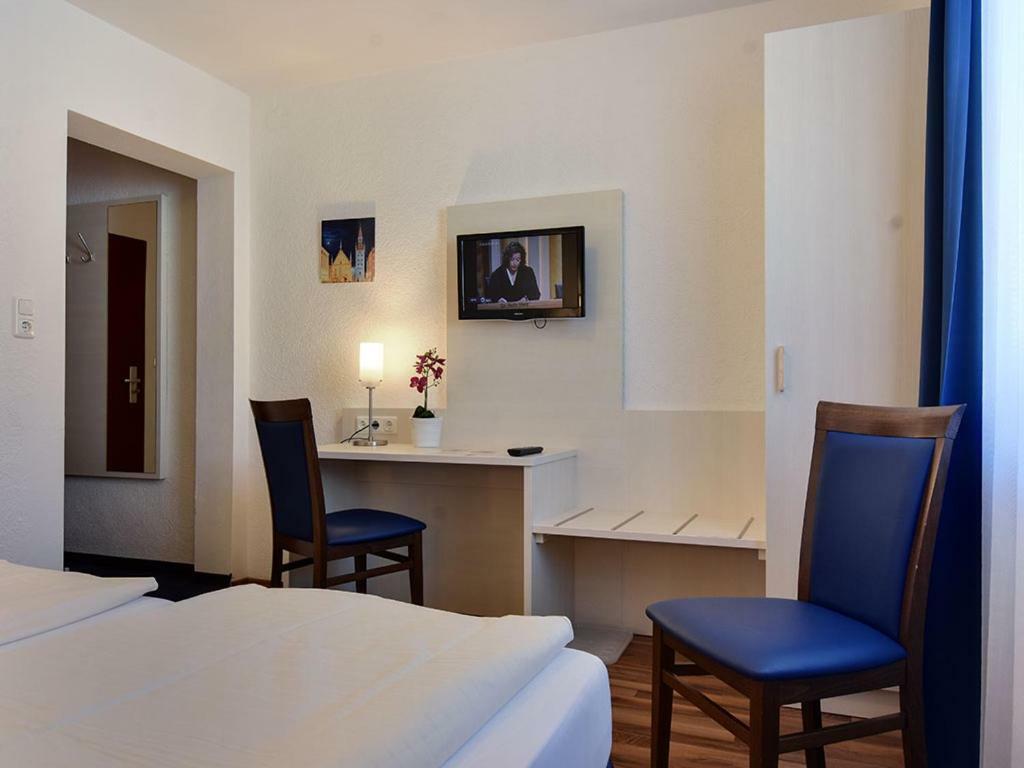 Hotel Olympia Мюнхен Екстериор снимка